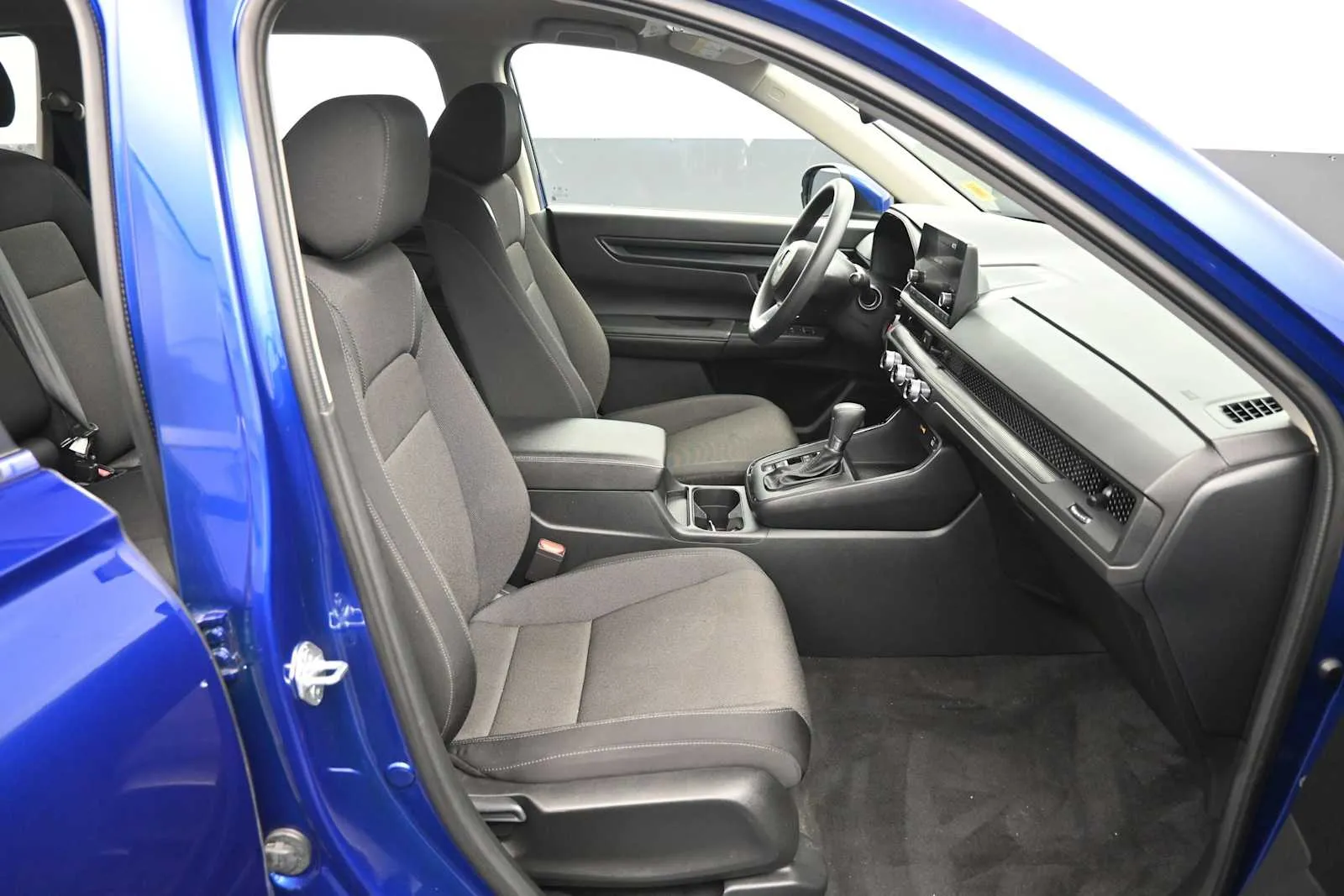 2024 Honda CR-V LX - Photo 23