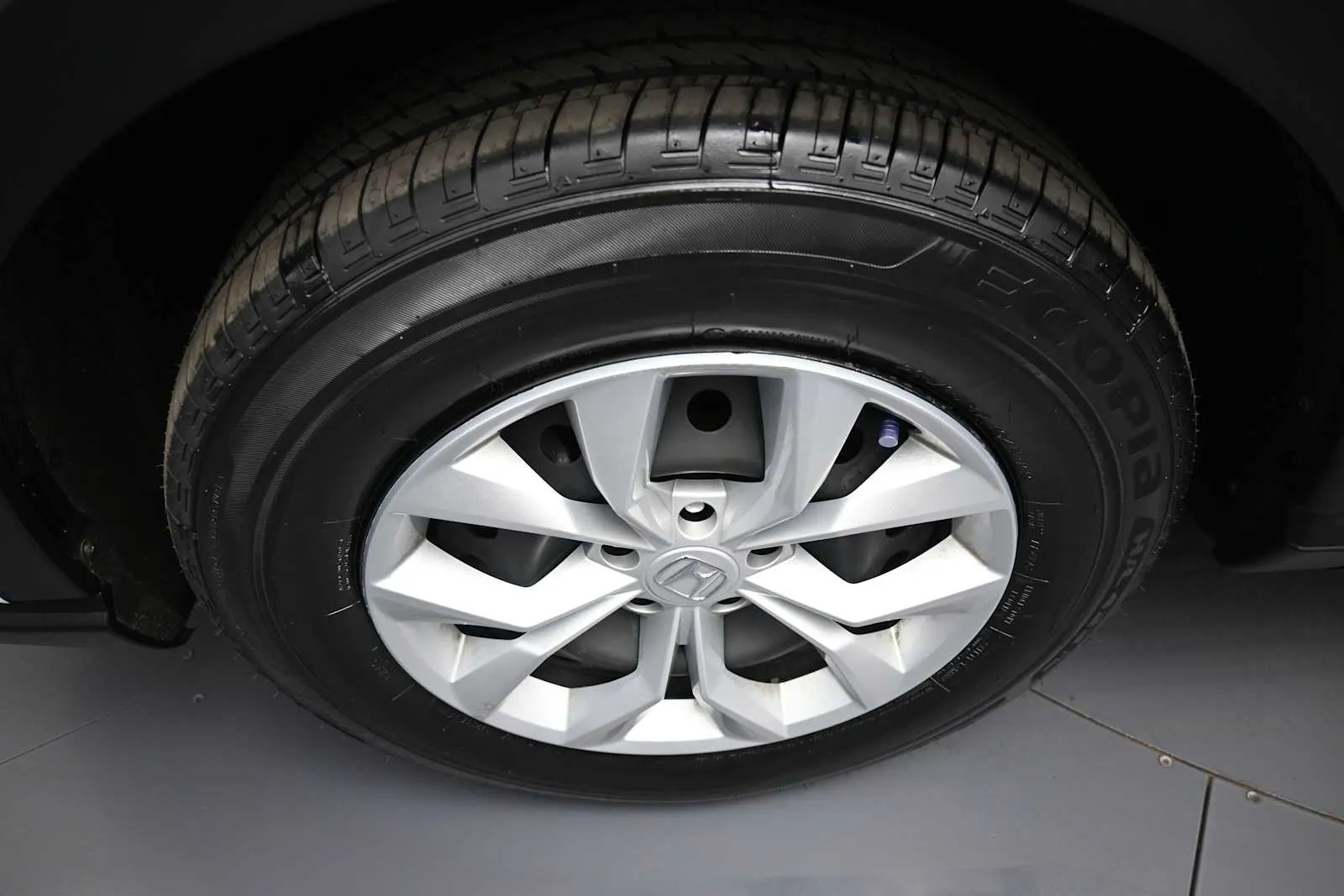 2024 Honda CR-V LX - Photo 13