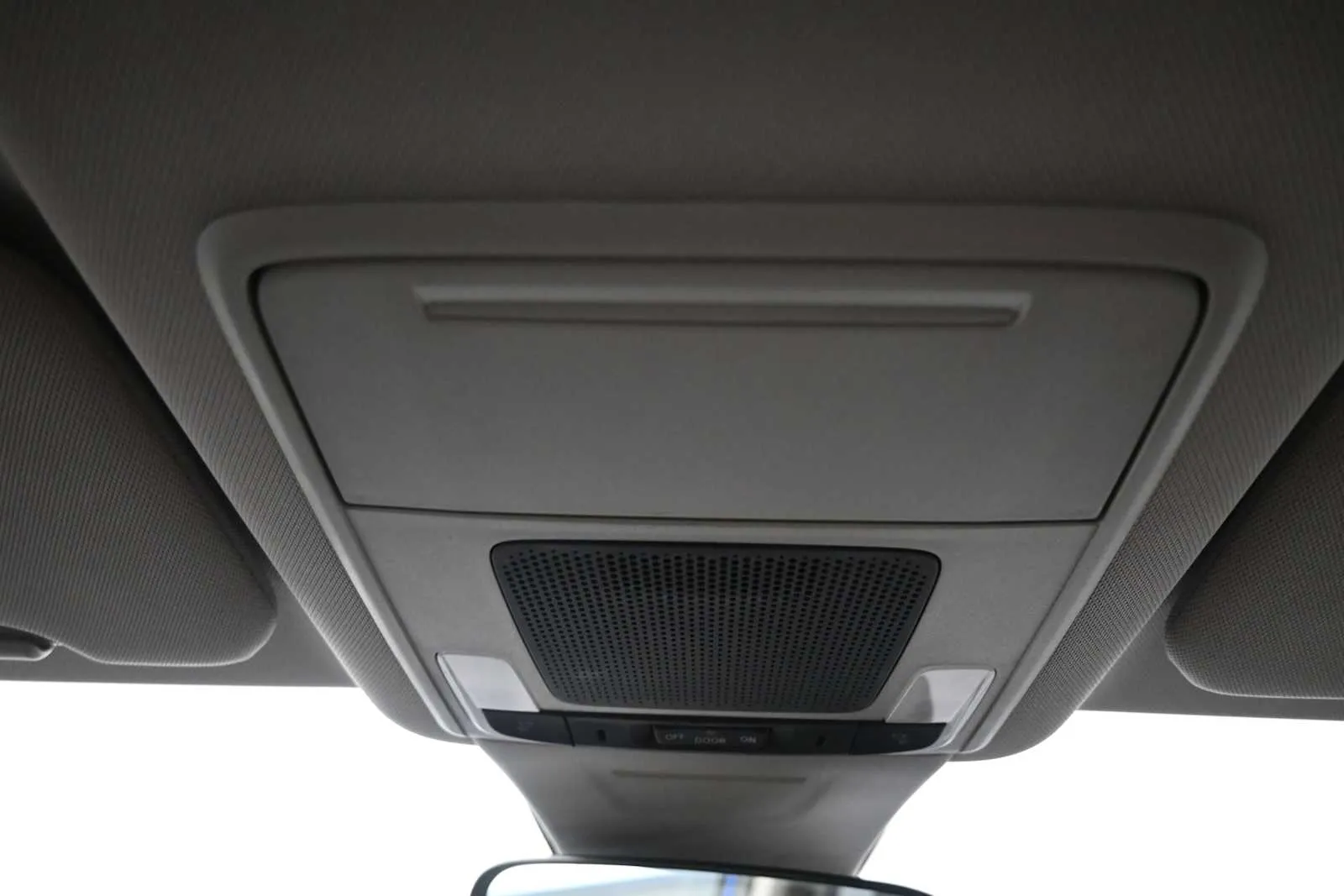 2024 Honda CR-V LX - Photo 16