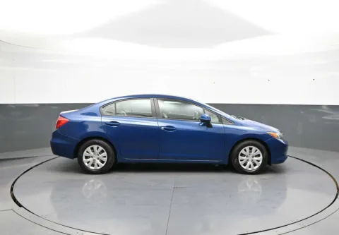 More photos of 2012 Honda Civic LX at Plaza Honda, NY