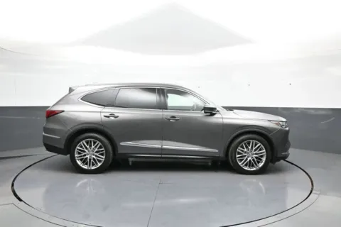 More photos of 2022 Acura MDX w/Advance Package at Plaza Honda, NY