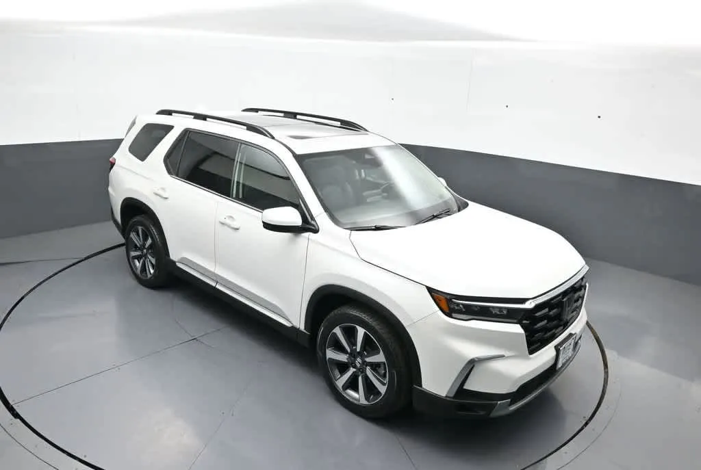 2023 Honda Pilot Elite - Photo 38