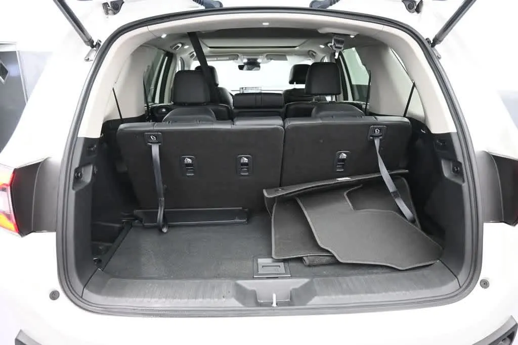 2023 Honda Pilot Elite - Photo 23