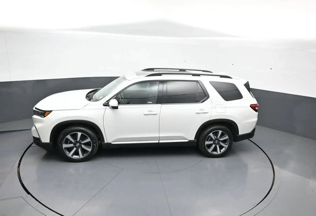 2023 Honda Pilot Elite - Photo 43