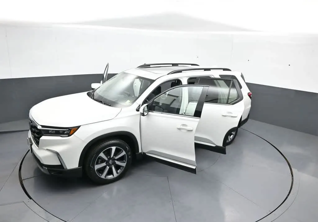 2023 Honda Pilot Elite - Photo 47