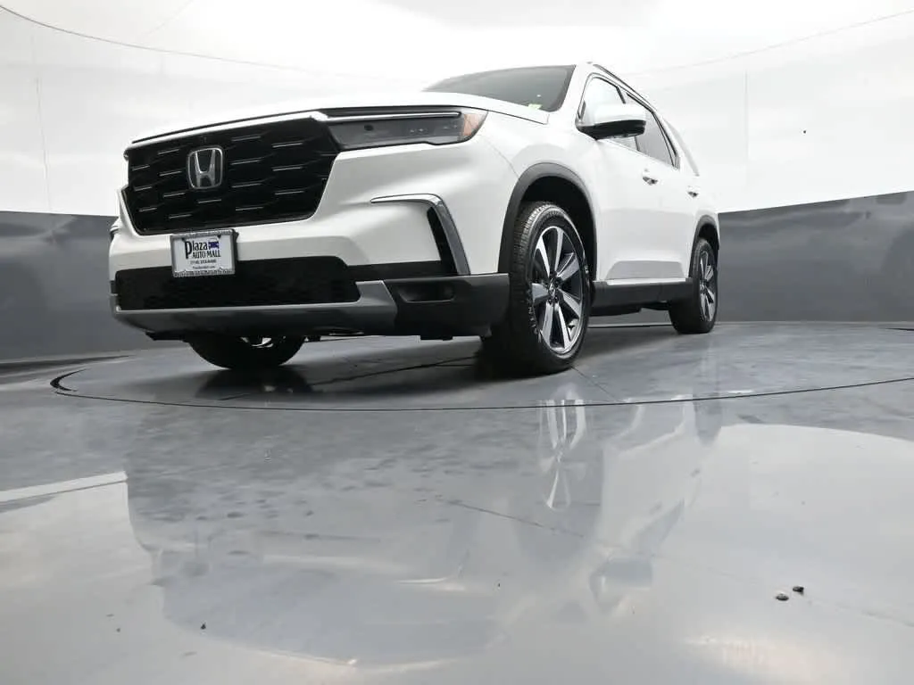 2023 Honda Pilot Elite - Photo 28