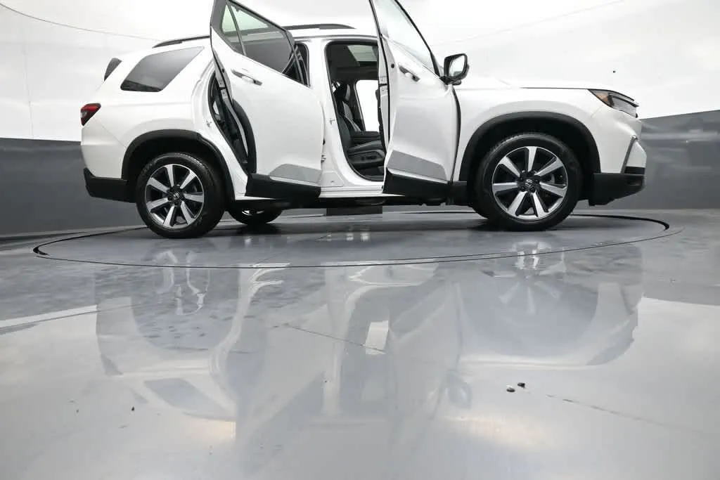 2023 Honda Pilot Elite - Photo 51