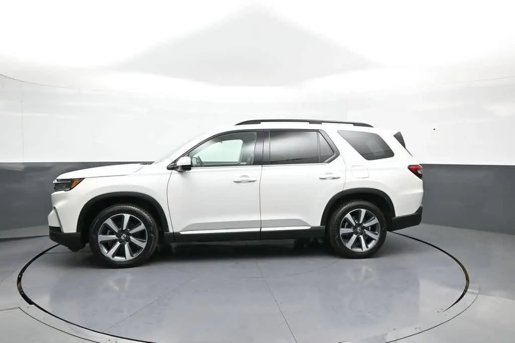 2023 Honda Pilot Elite - Photo 8