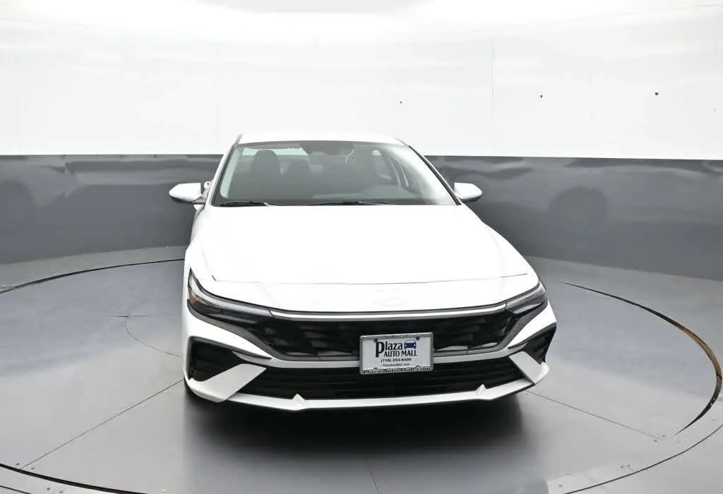 2024 Hyundai Elantra