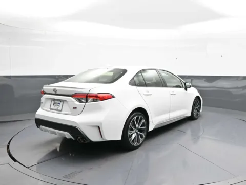 More photos of 2020 Toyota Corolla SE at Plaza Honda, NY