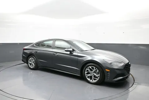 More photos of 2023 Hyundai Sonata SEL at Plaza Honda, NY