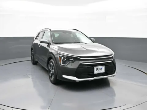 Another view of 2025 Kia Niro Plug-In Hybrid EX for sale in Brooklyn, NY at Plaza Honda