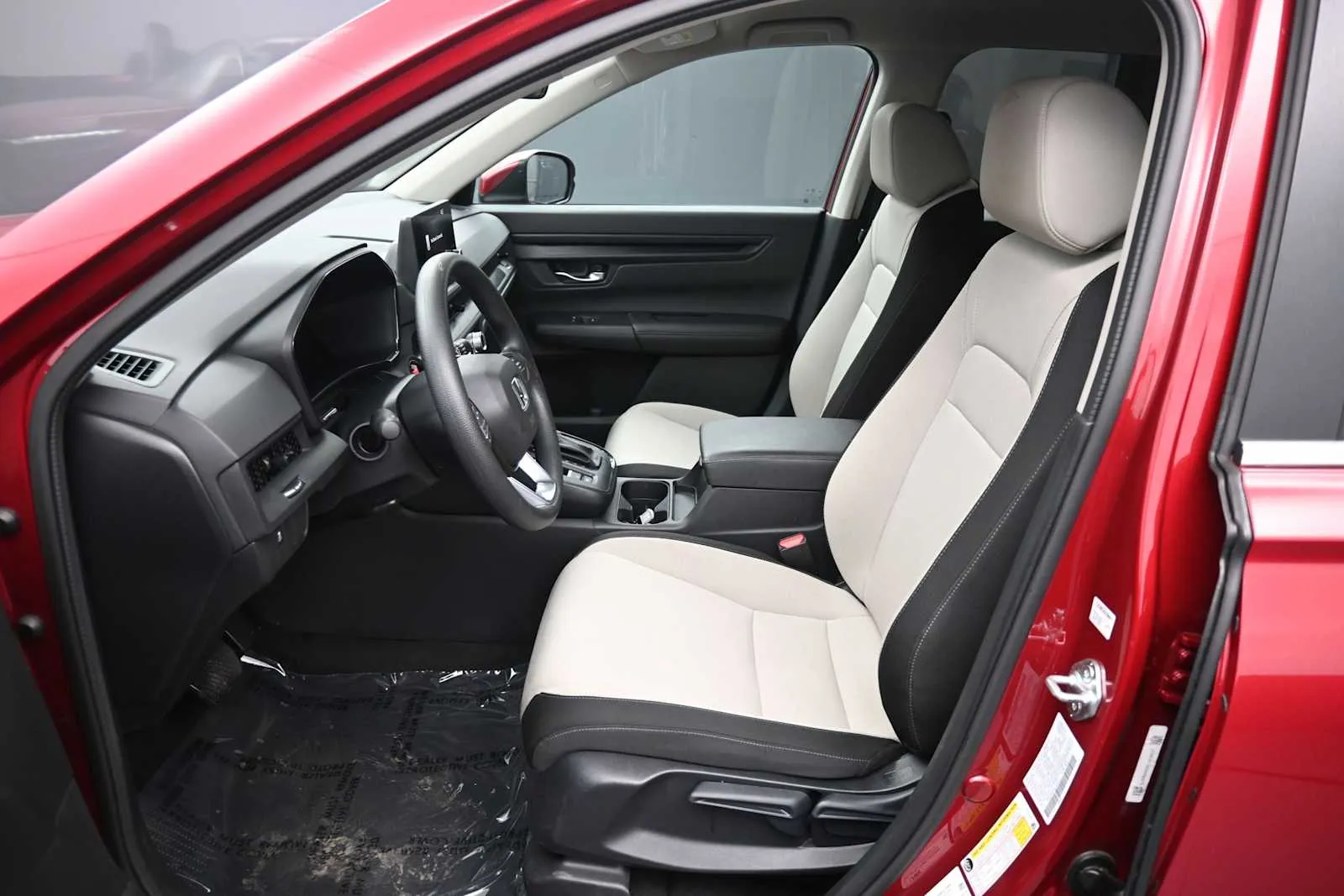 2025 Honda CR-V LX - Photo 17