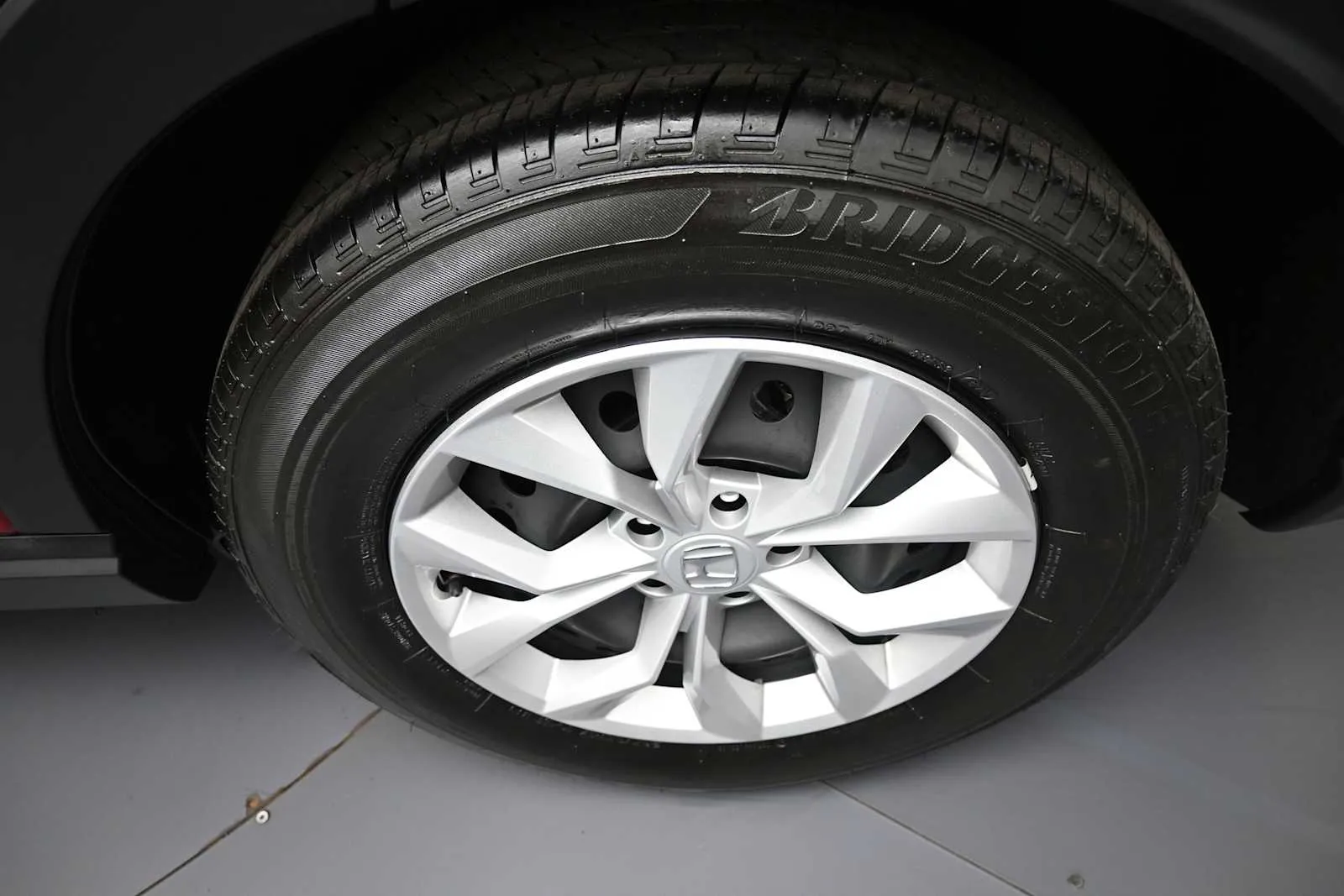 2025 Honda CR-V LX - Photo 14