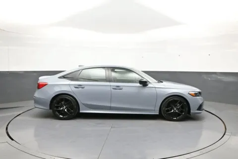 More photos of 2024 Honda Civic Sport at Plaza Honda, NY