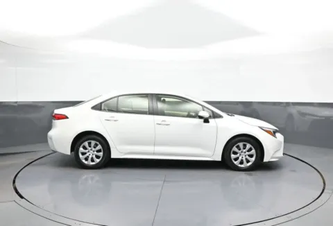 More photos of 2023 Toyota Corolla Hybrid LE at Plaza Honda, NY