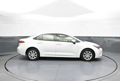 More photos of 2023 Toyota Corolla Hybrid LE at Plaza Honda, NY