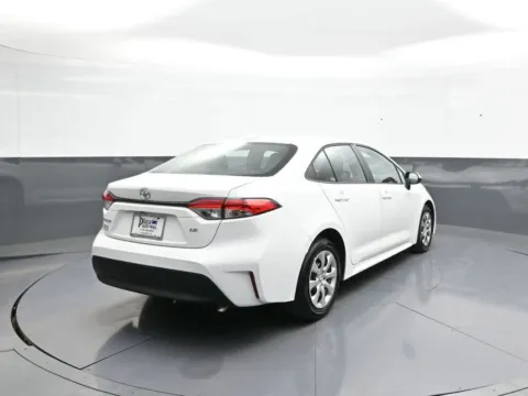 More photos of 2026 Toyota Corolla LE at Plaza Honda, NY