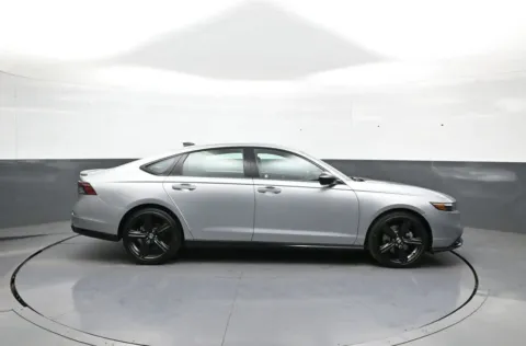 More photos of 2024 Honda Accord Hybrid Sport-L at Plaza Honda, NY