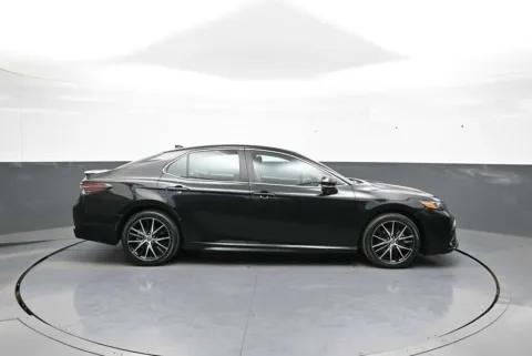 More photos of 2024 Toyota Camry SE at Plaza Honda, NY