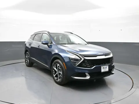 Another view of 2025 Kia Sportage Hybrid EX for sale in Brooklyn, NY at Plaza Honda