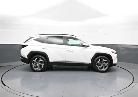 More photos of 2024 Hyundai Tucson SEL at Plaza Honda, NY