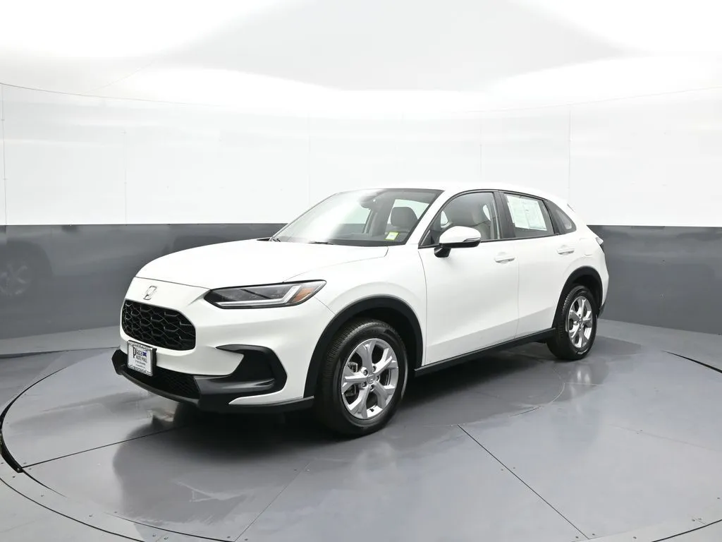 White 2024 Honda HR-V LX for sale in Brooklyn, NY