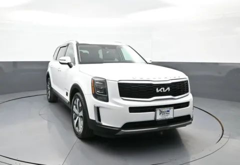 Another view of 2022 Kia Telluride S for sale in Brooklyn, NY at Acura of Brooklyn