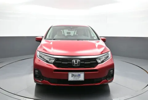 Photos of 2025 Honda Odyssey Touring for sale in Brooklyn, NY at Acura of Brooklyn