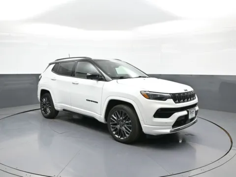More photos of 2023 Jeep Compass Limited at Acura of Brooklyn, NY
