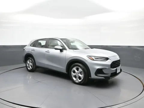 More photos of 2024 Honda HR-V LX at Acura of Brooklyn, NY