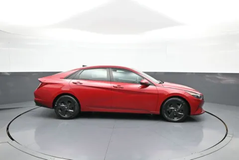 More photos of 2021 Hyundai Elantra SEL at Acura of Brooklyn, NY