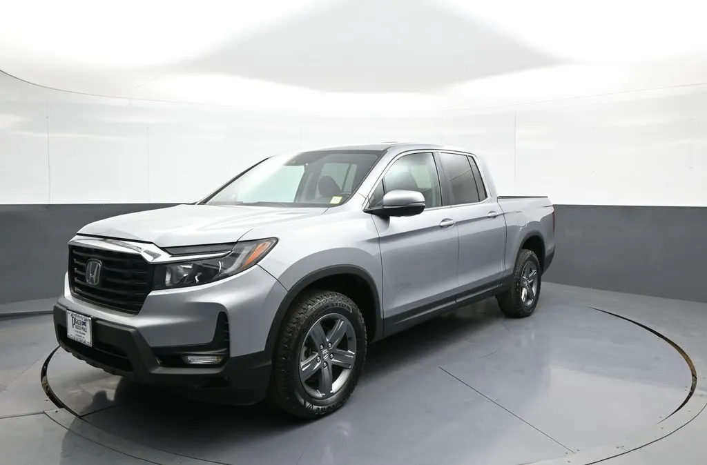 Silver 2023 Honda Ridgeline RTL for sale in Brooklyn, NY