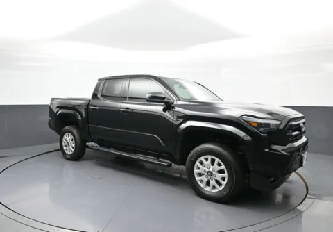 More photos of 2025 Toyota Tacoma SR at Acura of Brooklyn, NY