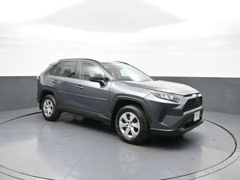More photos of 2021 Toyota RAV4 LE at Acura of Brooklyn, NY