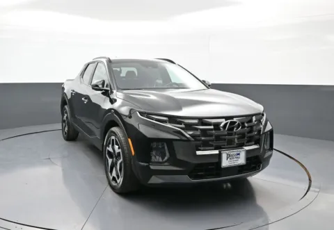 Another view of 2023 Hyundai Santa Cruz Limited for sale in Brooklyn, NY at Acura of Brooklyn