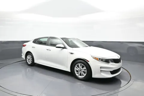 More photos of 2018 Kia Optima LX at Acura of Brooklyn, NY