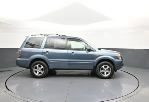 More photos of 2008 Honda Pilot EX at Acura of Brooklyn, NY