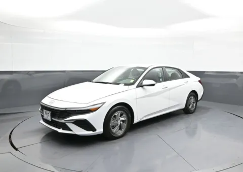 White 2025 Hyundai Elantra SE for sale in Brooklyn, NY