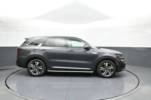 More photos of 2023 Kia Sorento Hybrid SX Prestige at Acura of Brooklyn, NY