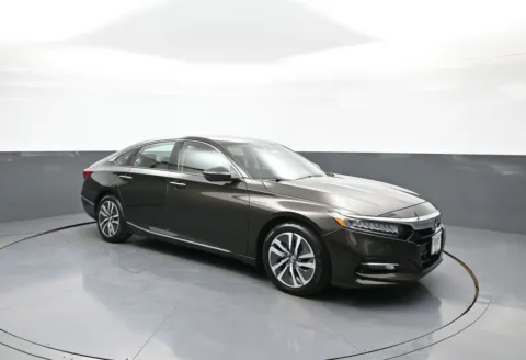 More photos of 2018 Honda Accord Hybrid Touring at Acura of Brooklyn, NY