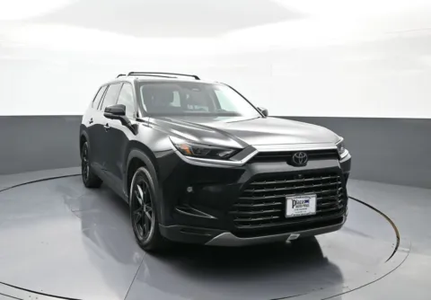 Another view of 2024 Toyota Grand Highlander Limited for sale in Brooklyn, NY at Acura of Brooklyn