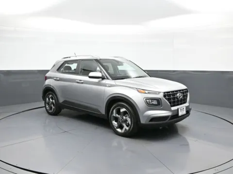 More photos of 2024 Hyundai Venue SEL at Acura of Brooklyn, NY