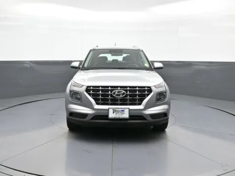 Photos of 2024 Hyundai Venue SEL for sale in Brooklyn, NY at Acura of Brooklyn