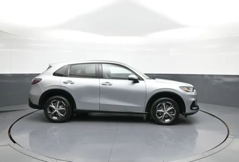 More photos of 2024 Honda HR-V EX-L at Acura of Brooklyn, NY