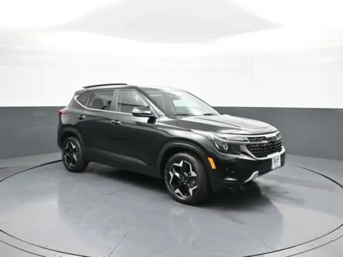 More photos of 2024 Kia Seltos EX at Acura of Brooklyn, NY
