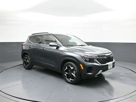 More photos of 2024 Kia Seltos EX at Acura of Brooklyn, NY