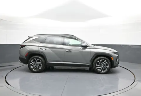More photos of 2025 Hyundai Tucson Limited at Acura of Brooklyn, NY
