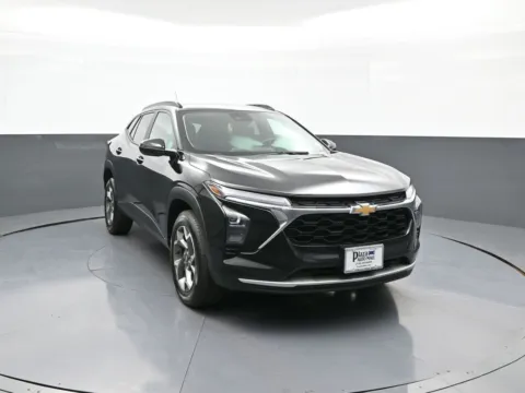 Another view of 2025 Chevrolet Trax LT for sale in Brooklyn, NY at Acura of Brooklyn