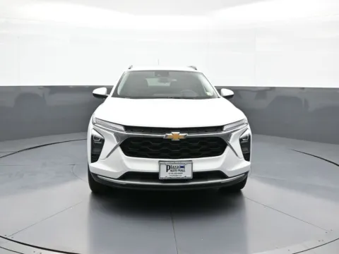 Photos of 2025 Chevrolet Trax LT for sale in Brooklyn, NY at Acura of Brooklyn